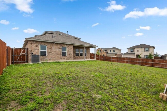 Building Photo - 2613 Indian Clover Trl