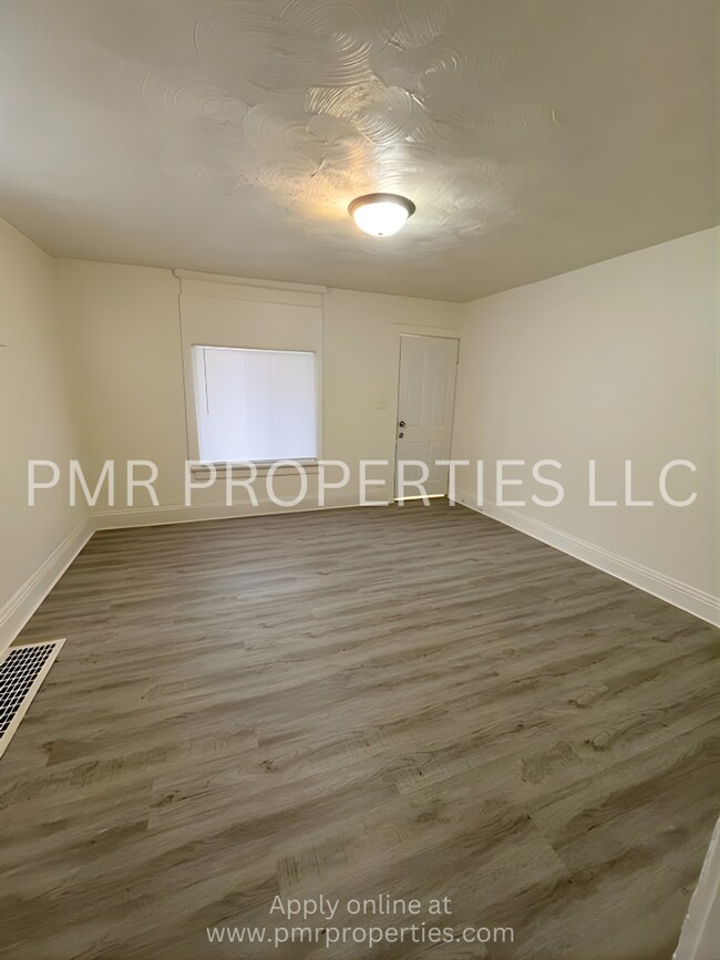 Building Photo - 3026 Pratt Street