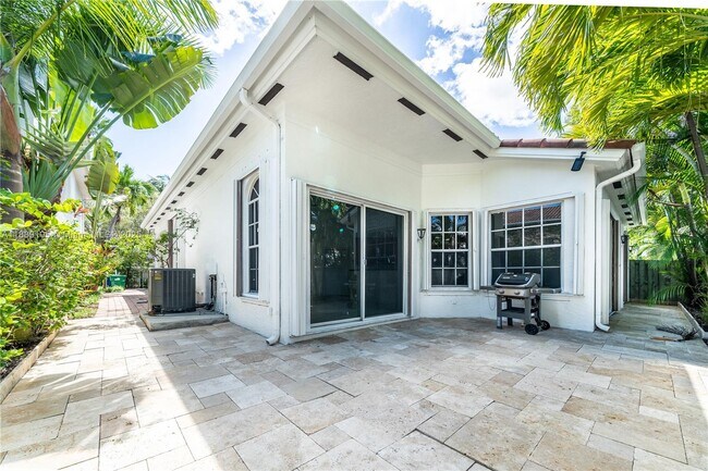 Building Photo - 3975 194th Trl