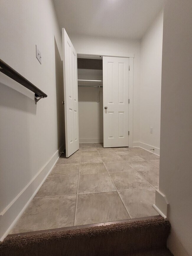 Building Photo - 3 bedroom Conestoga Valley School District