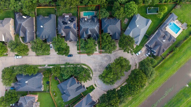 Building Photo - 21327 Pennshore Ln