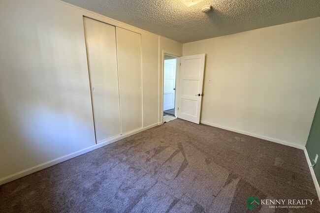 Building Photo - 3-Bedroom, 1-Bathroom Home with Large Yard & Garage in South San Francisco