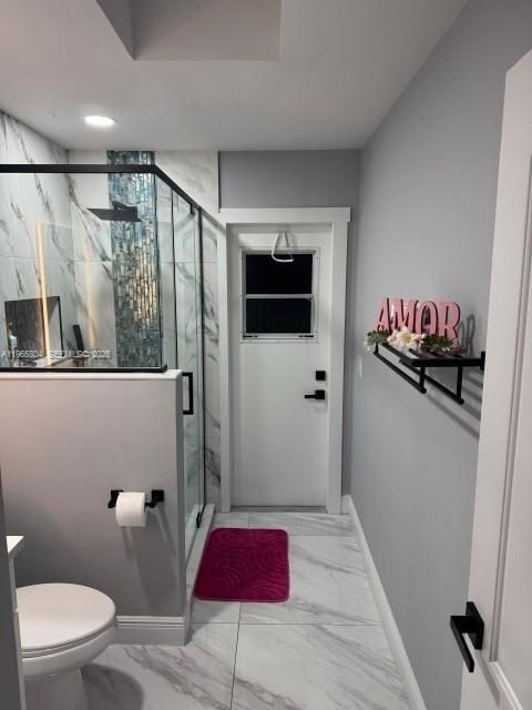 Building Photo - 702 NW Orchid St