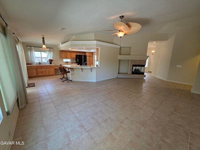Building Photo - 5175 Capri Ct