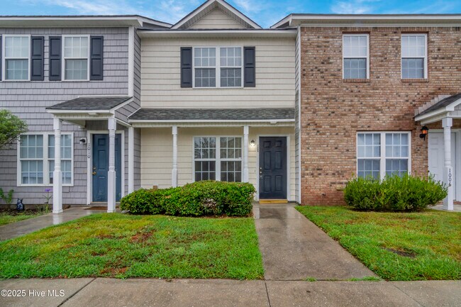 Primary Photo - 1008 Springwood Dr