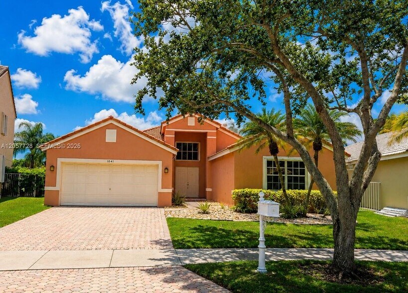 Building Photo - 1041 Cedar Falls Dr