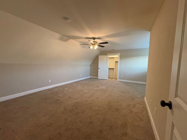 Building Photo - 7291 Crosswinds Blvd