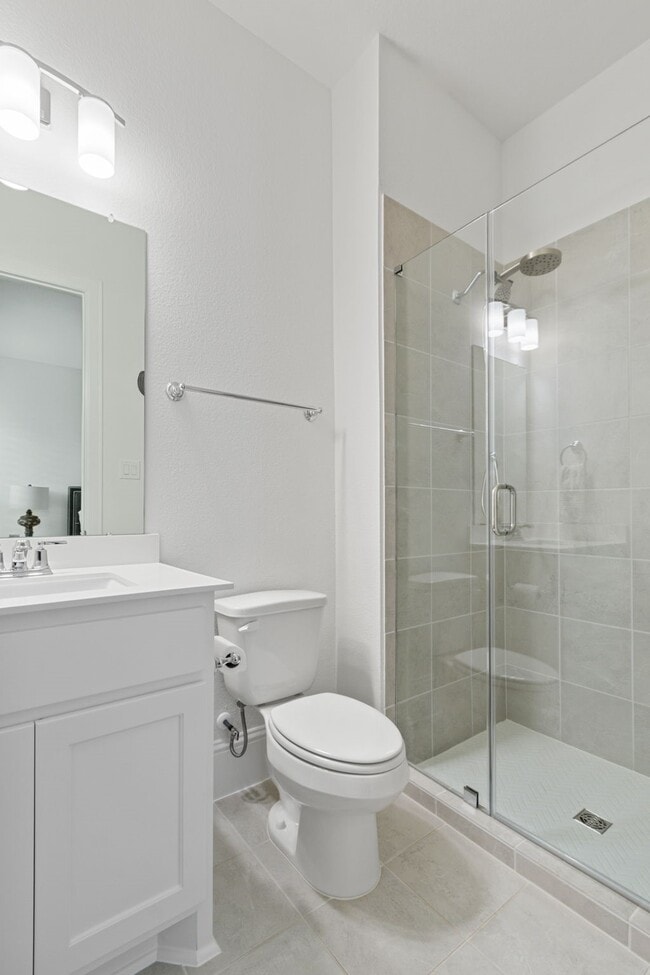 Building Photo - 902 Falcon Hollow Ln