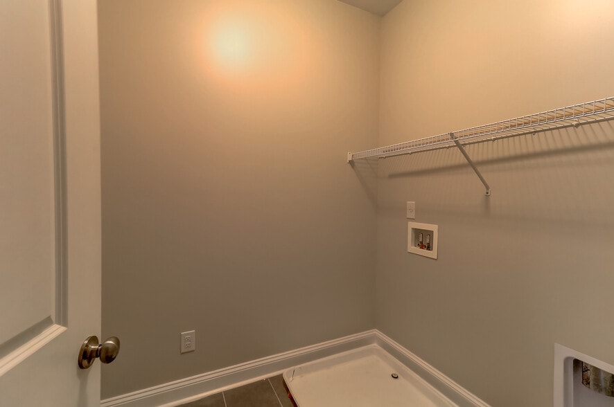 Laundry room - 2069 Kings Gate Ln