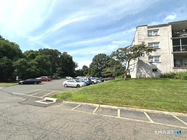 Building Photo - 308 Meadowside Rd