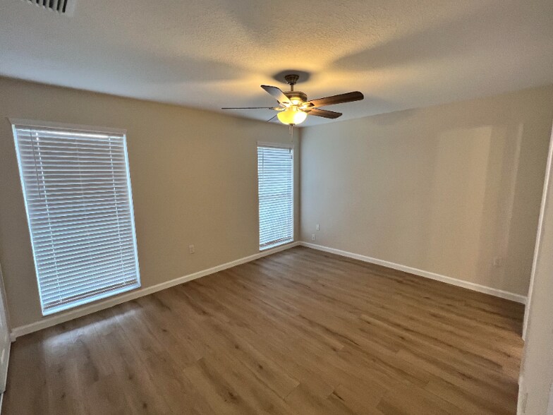 Building Photo - 7224 Daggett Terrace