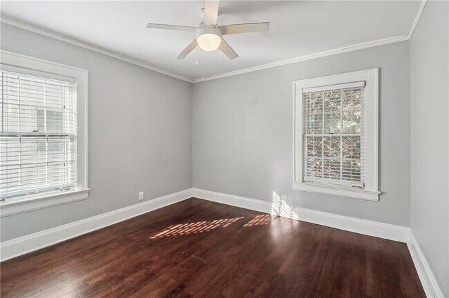 Building Photo - 2649 Jefferson Terrace