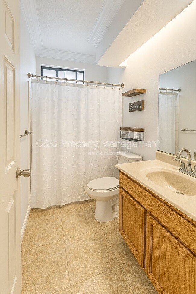 Building Photo - 960 Buckskin Terrace