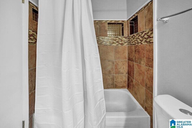 Building Photo - 1053 Ivy Creek Trail