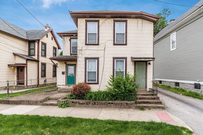 Building Photo - 193 E 2nd Ave