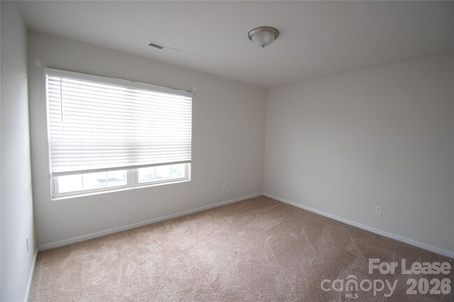 Building Photo - 9709 Weikert Rd