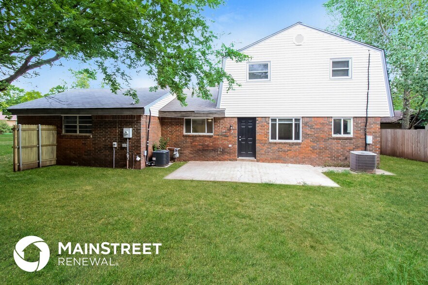 Building Photo - 1720 Rolling Stone Dr