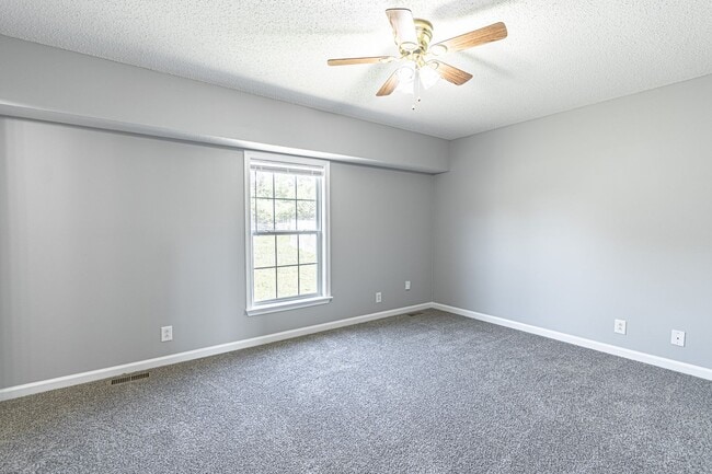 Building Photo - Coming Soon....