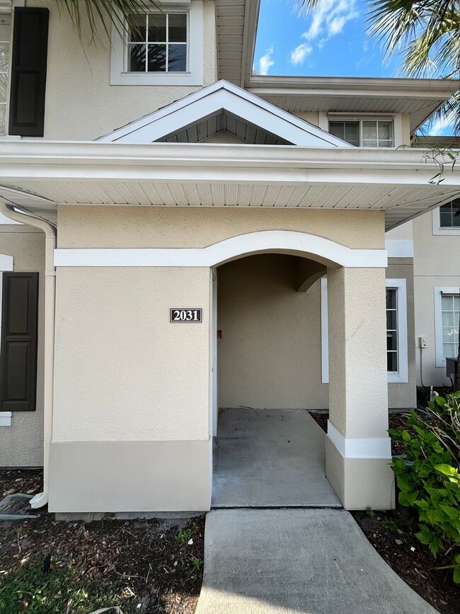 Building Photo - 3501 D'Avinci Way