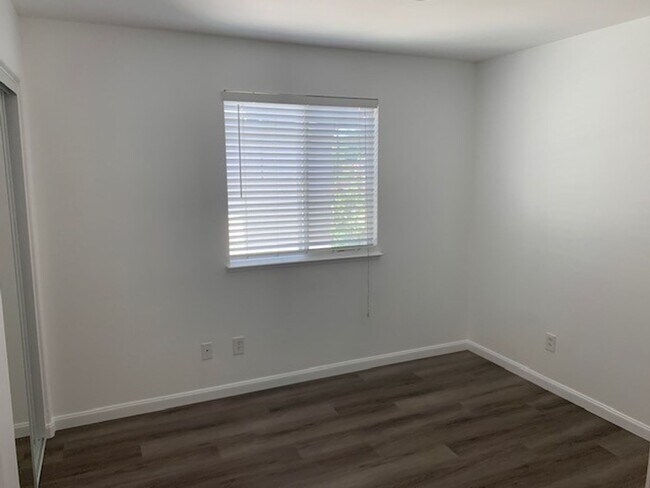 Building Photo - Accessible community in newer part of Pitt...