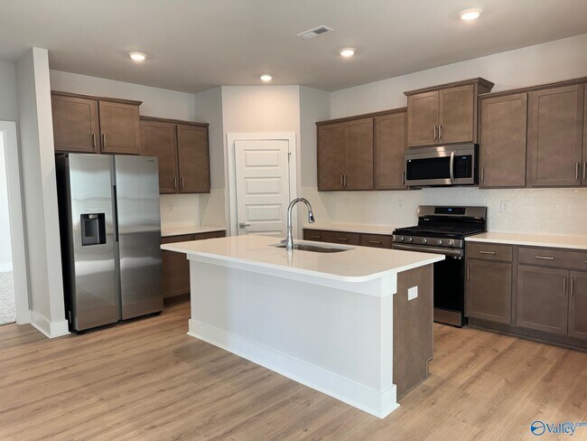 Building Photo - 28598 Halford Dr