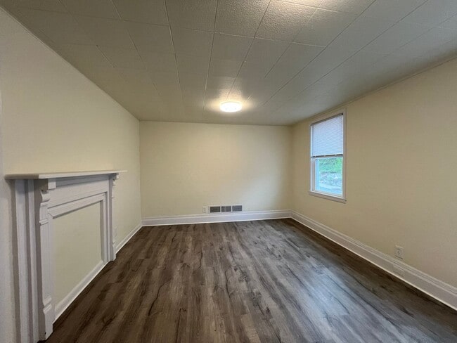 Building Photo - 2677 S 18th St