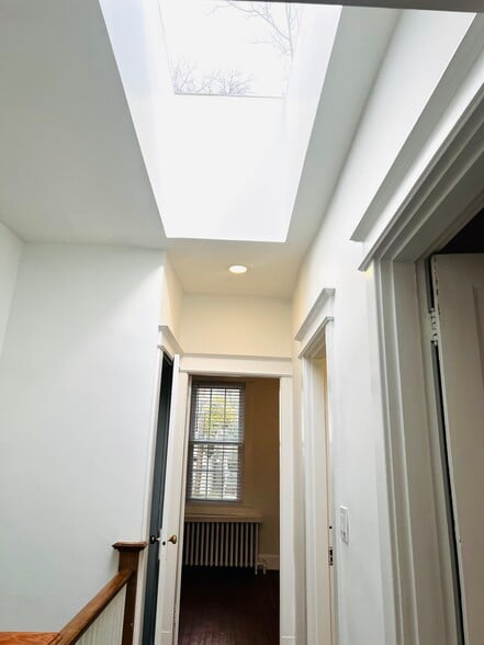 Building Photo - 5162 Fulton St NW