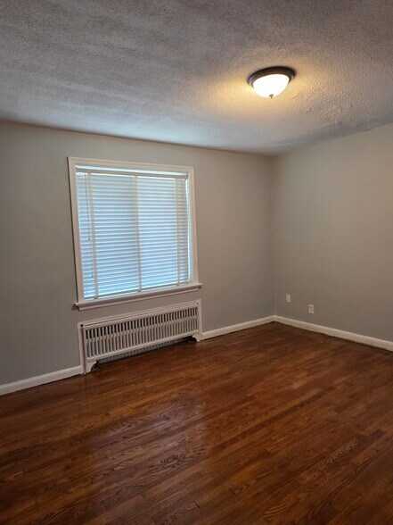 Building Photo - 8241 Delmar Blvd