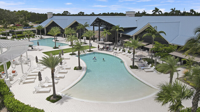 Building Photo - 13760 Sand Crane Dr