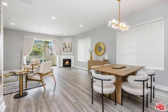 Building Photo - 11851 Laurelwood Dr