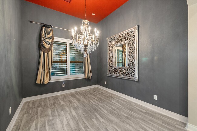 Building Photo - 199 Springs Edge Dr