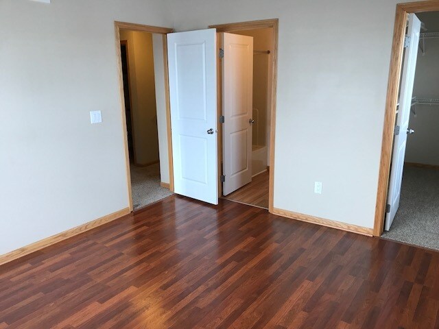 Building Photo - 3130 SW Arlan Ln