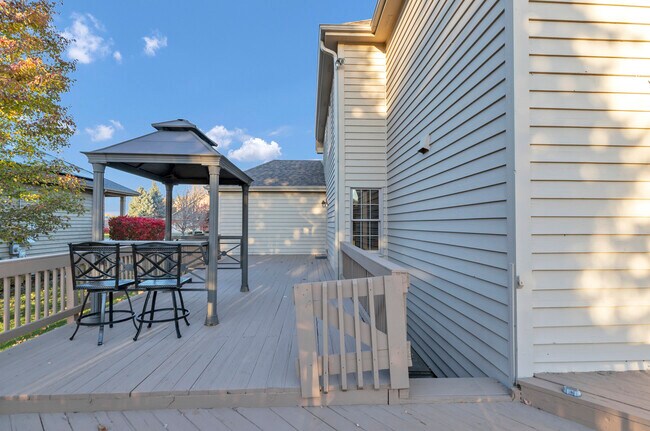 Building Photo - 4N550 School Rd