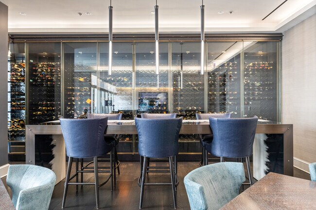 Building Photo - 118 E Erie St