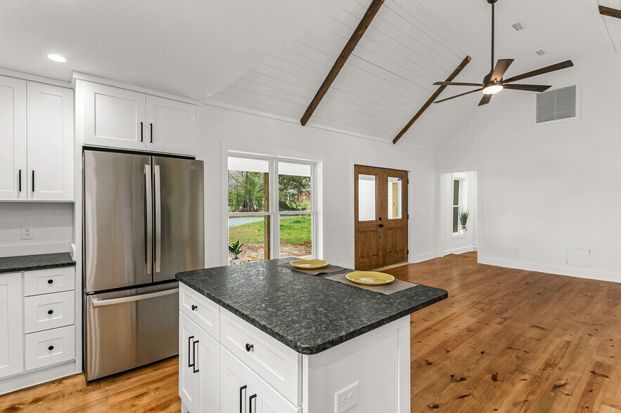 Building Photo - 3107 Orange Grove Rd