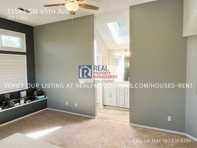 Building Photo - 11541 SW 45th Ave