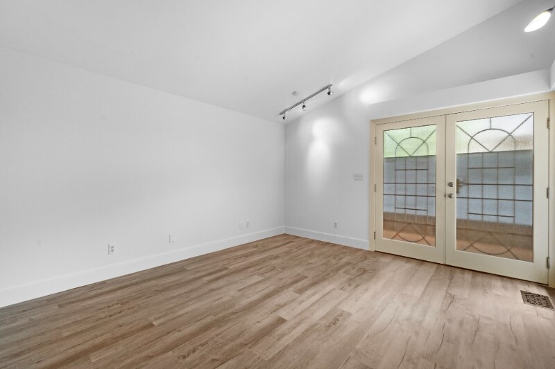 Building Photo - 525 Grand Blvd