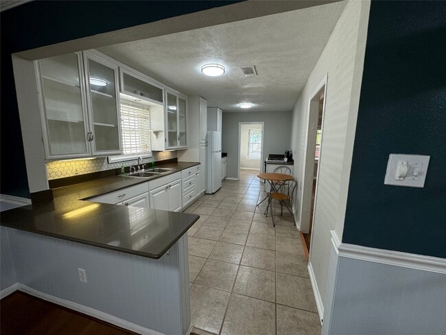 Building Photo - 125 Pomeroy St