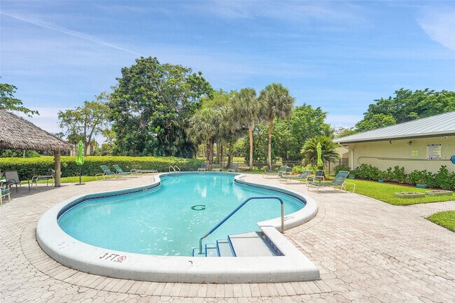 Building Photo - 6200 NW 44th St