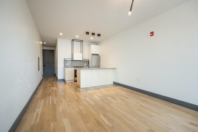 Building Photo - 424 Arlington Ave