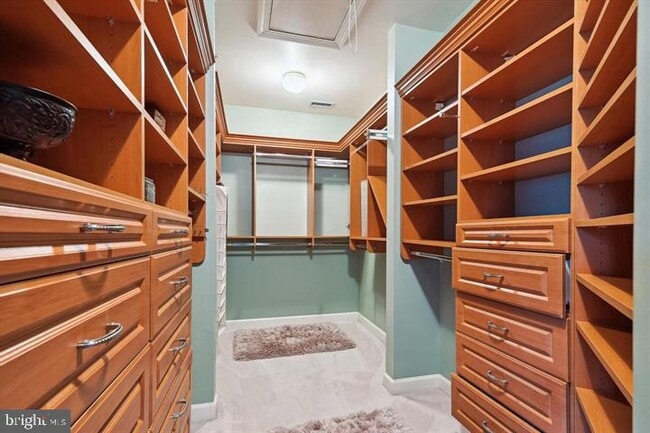 Building Photo - 20366 Fallsway Terrace