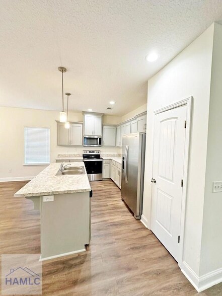 Building Photo - 158 Stout Ln