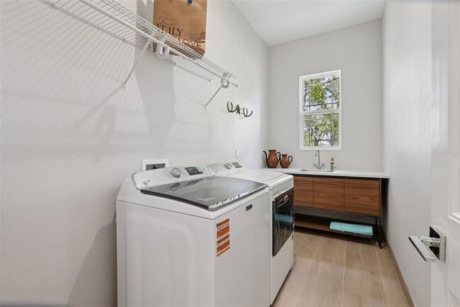 Building Photo - 6836 Bass Hwy