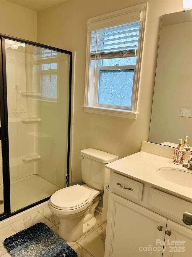 Building Photo - 3135 Cheyney Park Dr