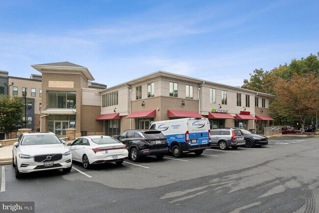 Building Photo - 1641 Bandit Loop