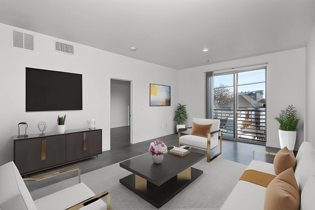 Building Photo - Larimer 35