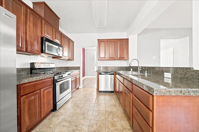 Building Photo - 4370 Mt Kisco Way
