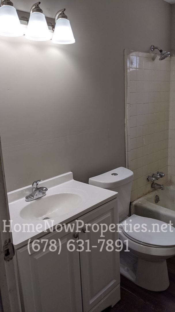 Interior Photo - Waters Edge Apartments