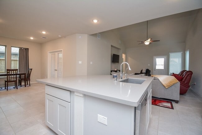 Building Photo - 26523 Hypatia Trace