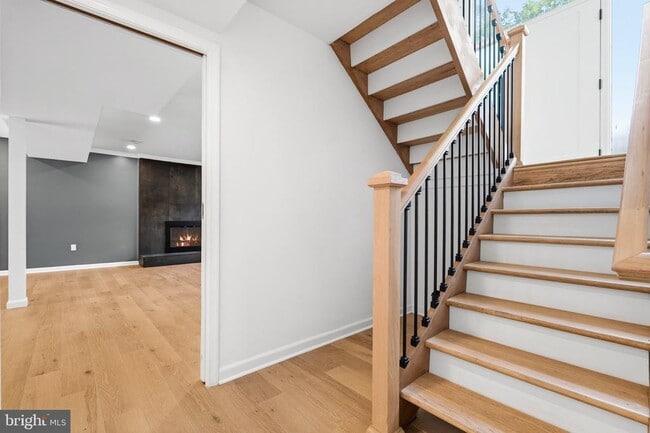 Building Photo - 203 Audreys Ct SE